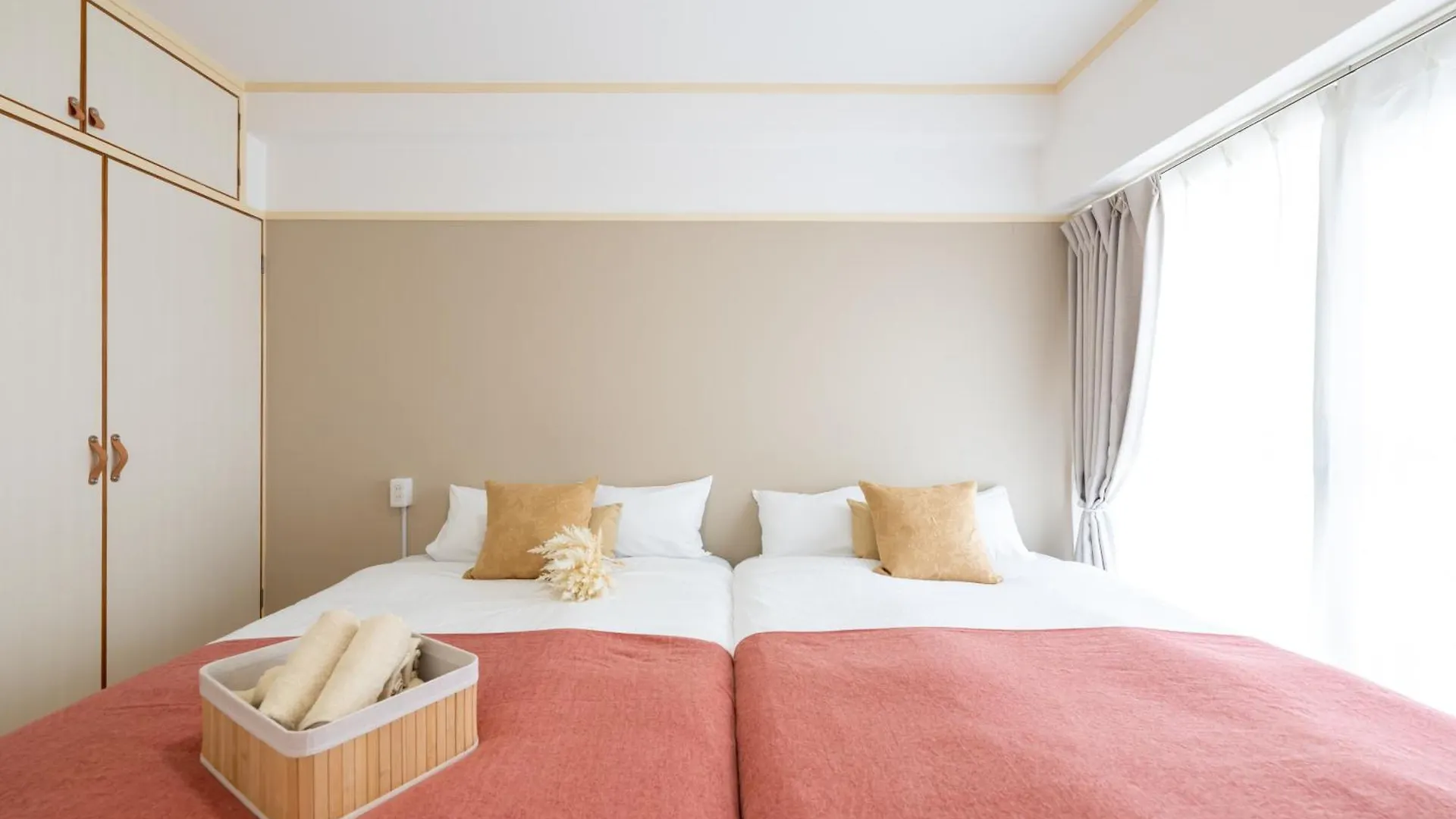 Beige2Nd Apartment Tokyo