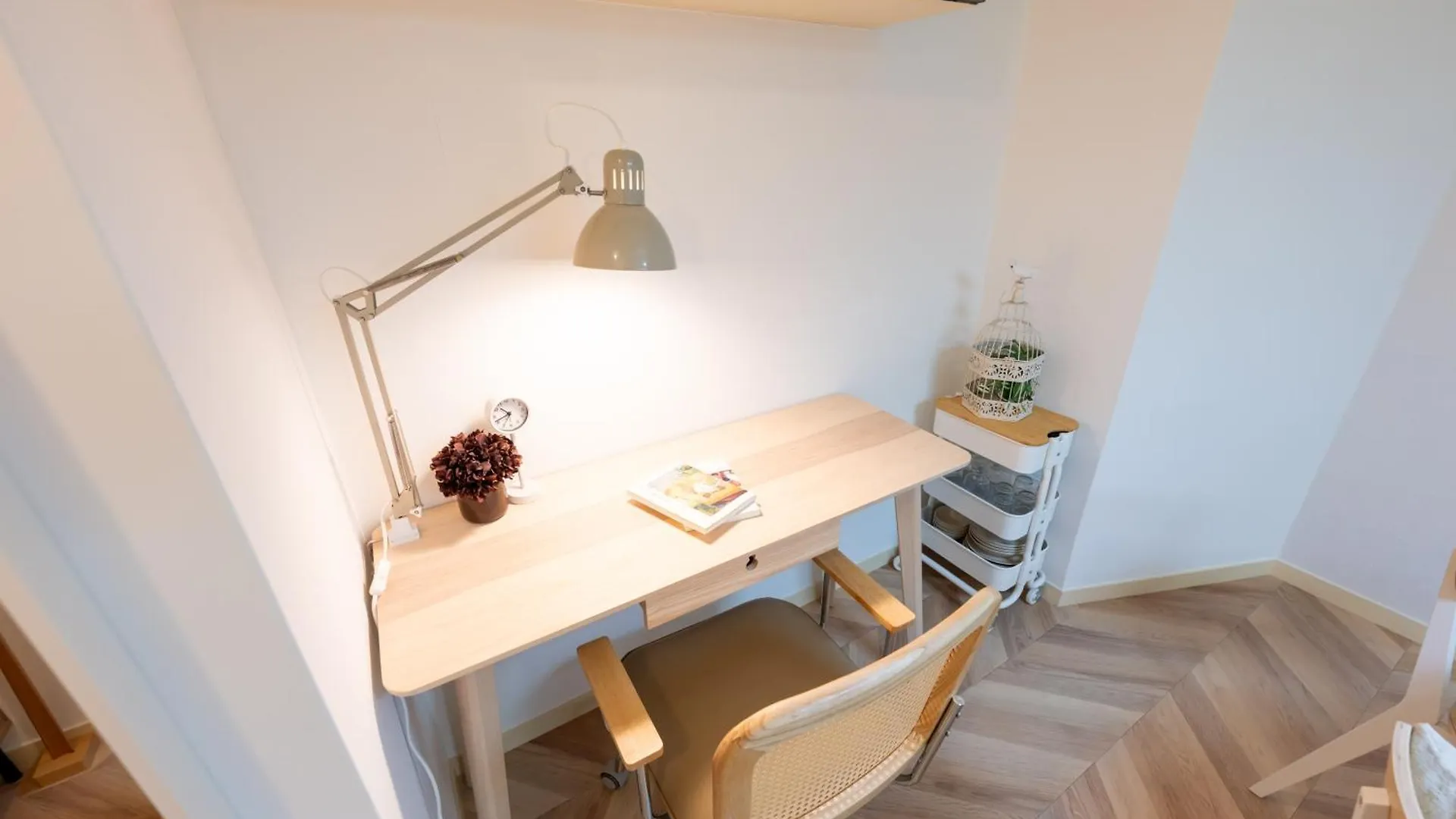 Beige2Nd Apartment Tokyo