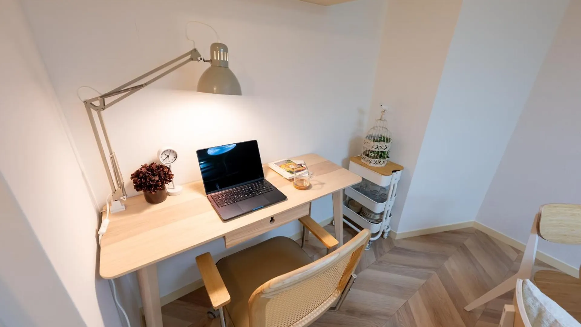 Beige2Nd Apartment Tokyo Japan