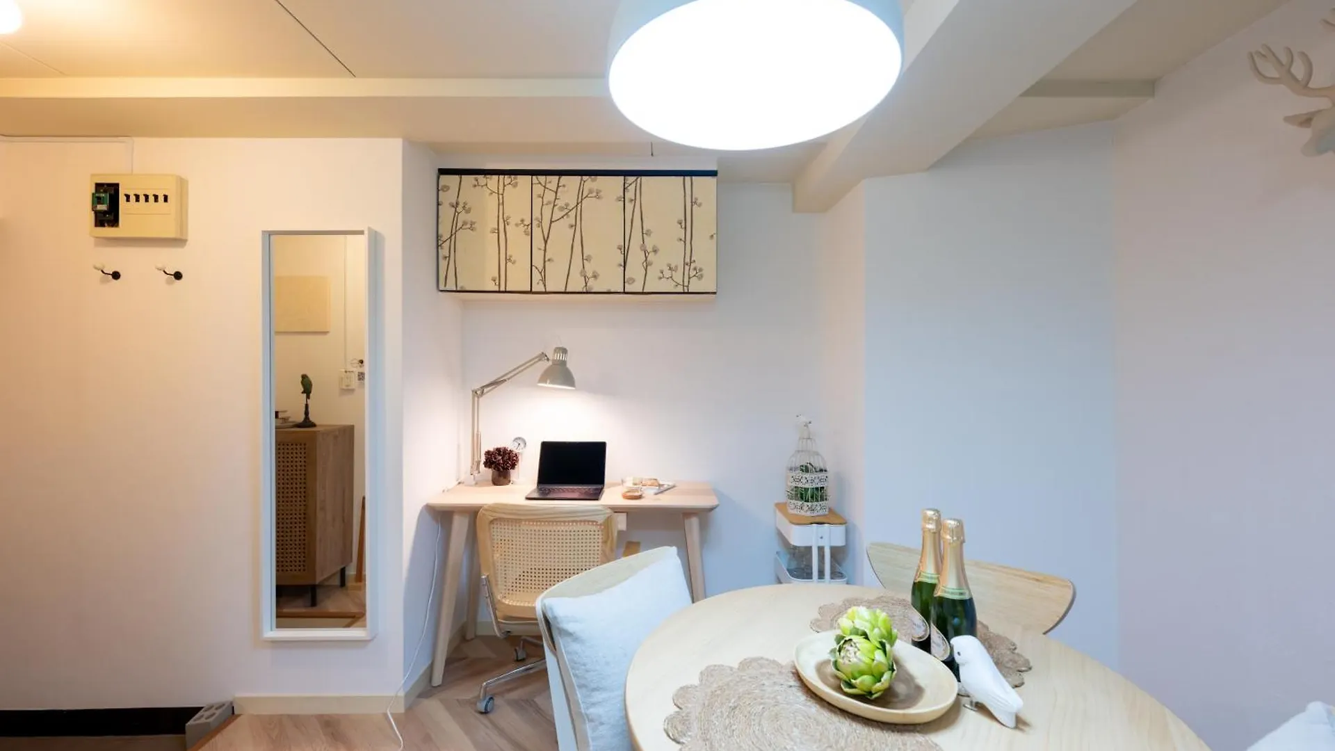 Beige2Nd Apartment Tokyo