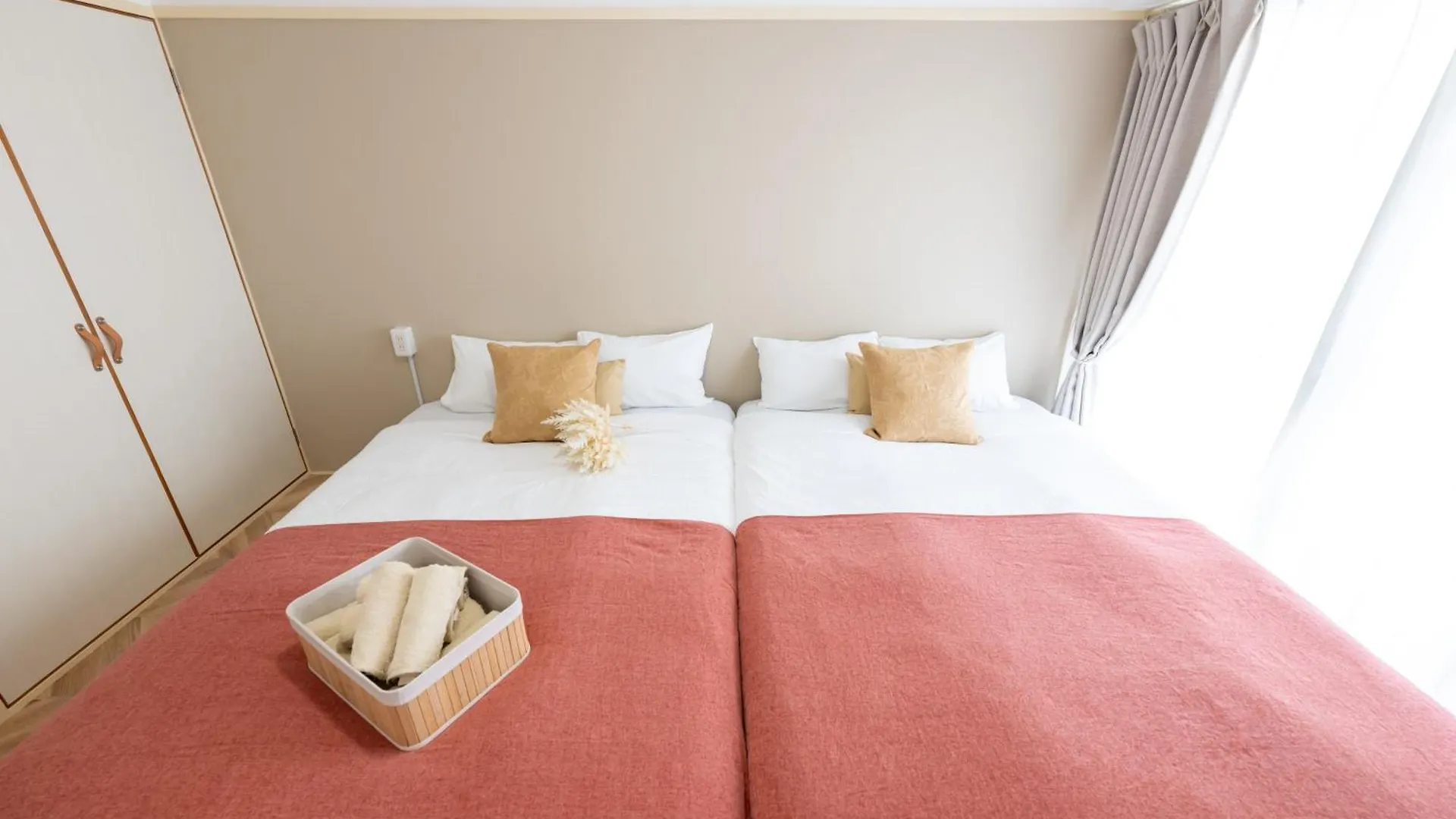 Beige2Nd Apartment Tokyo
