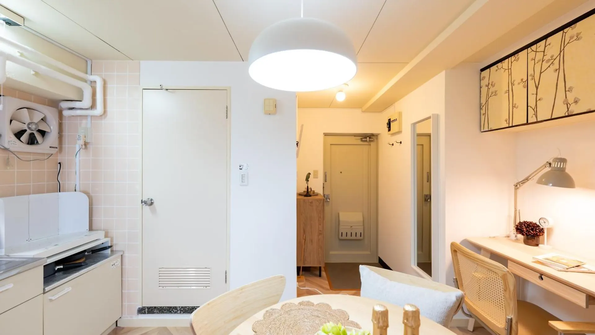 Beige2Nd Apartment Tokyo