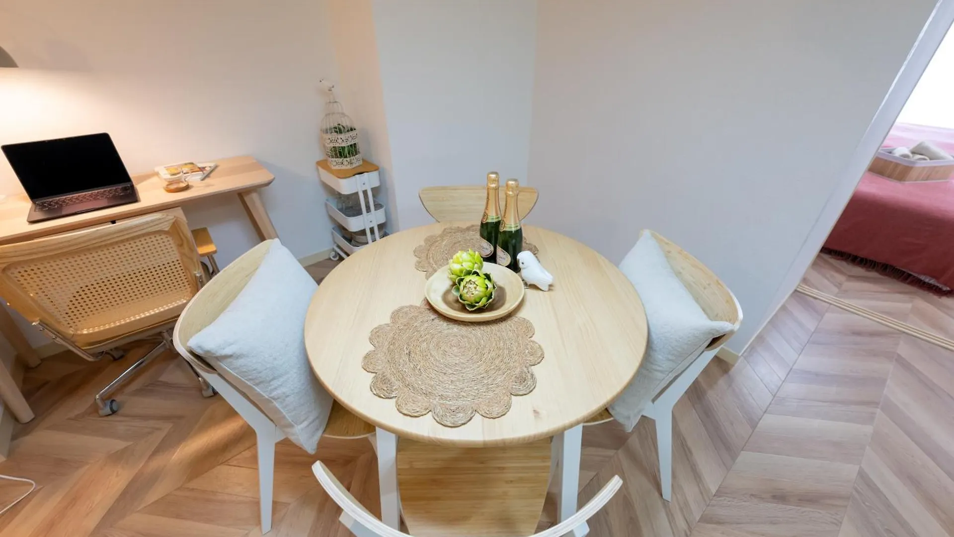 Beige2Nd Apartment Tokyo Japan