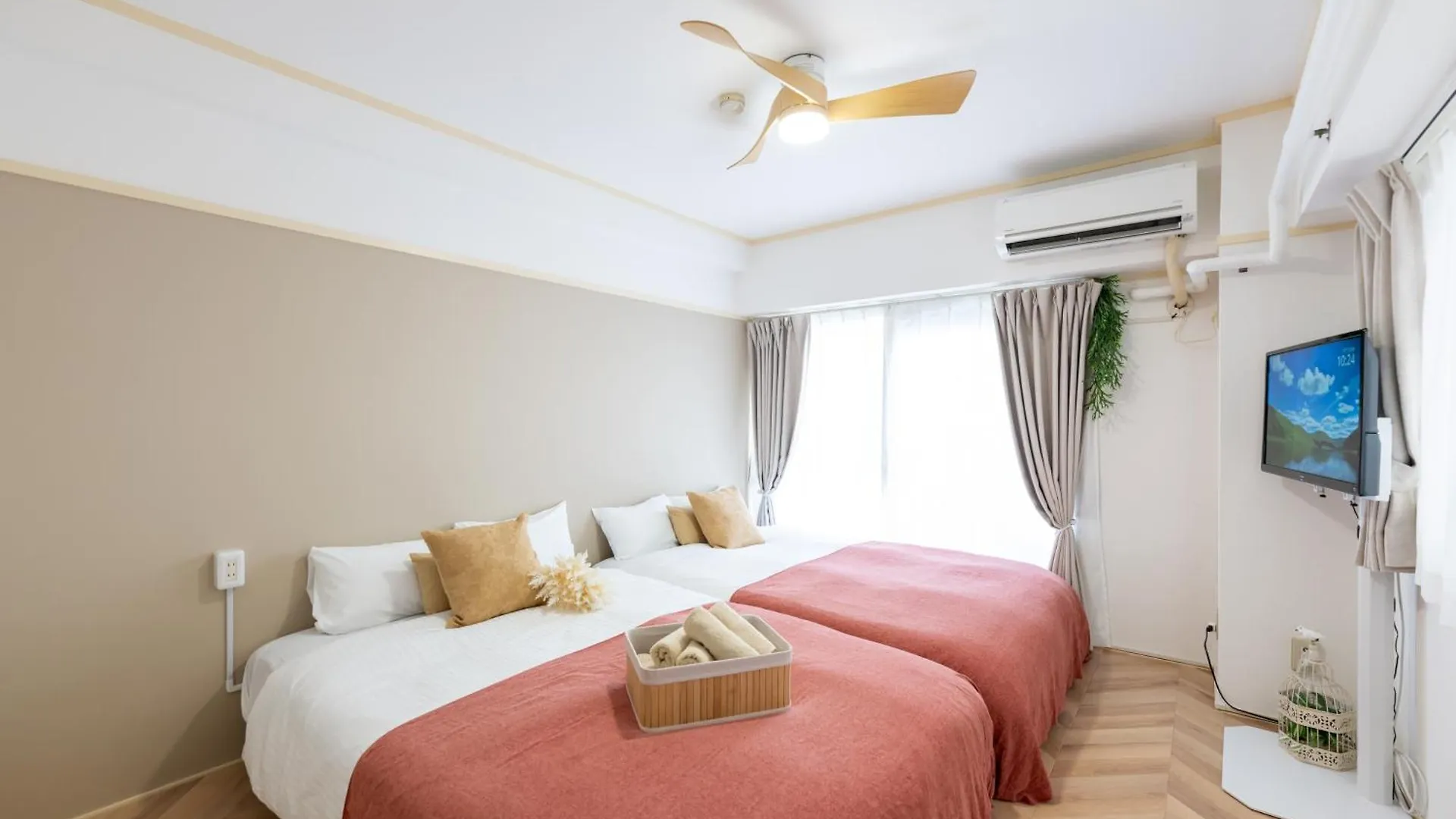 Beige2Nd Apartment Tokyo